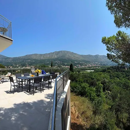 Villa Golden Grain *